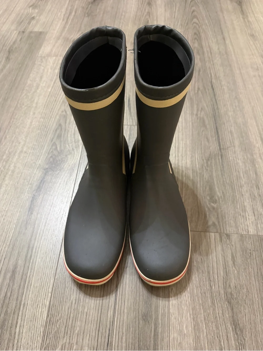 Gill Waterproof Black Rain & Snow Boots with Cream Ankle Band